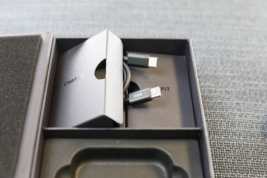 Review: Master & Dynamic MW07 | The Master Switch